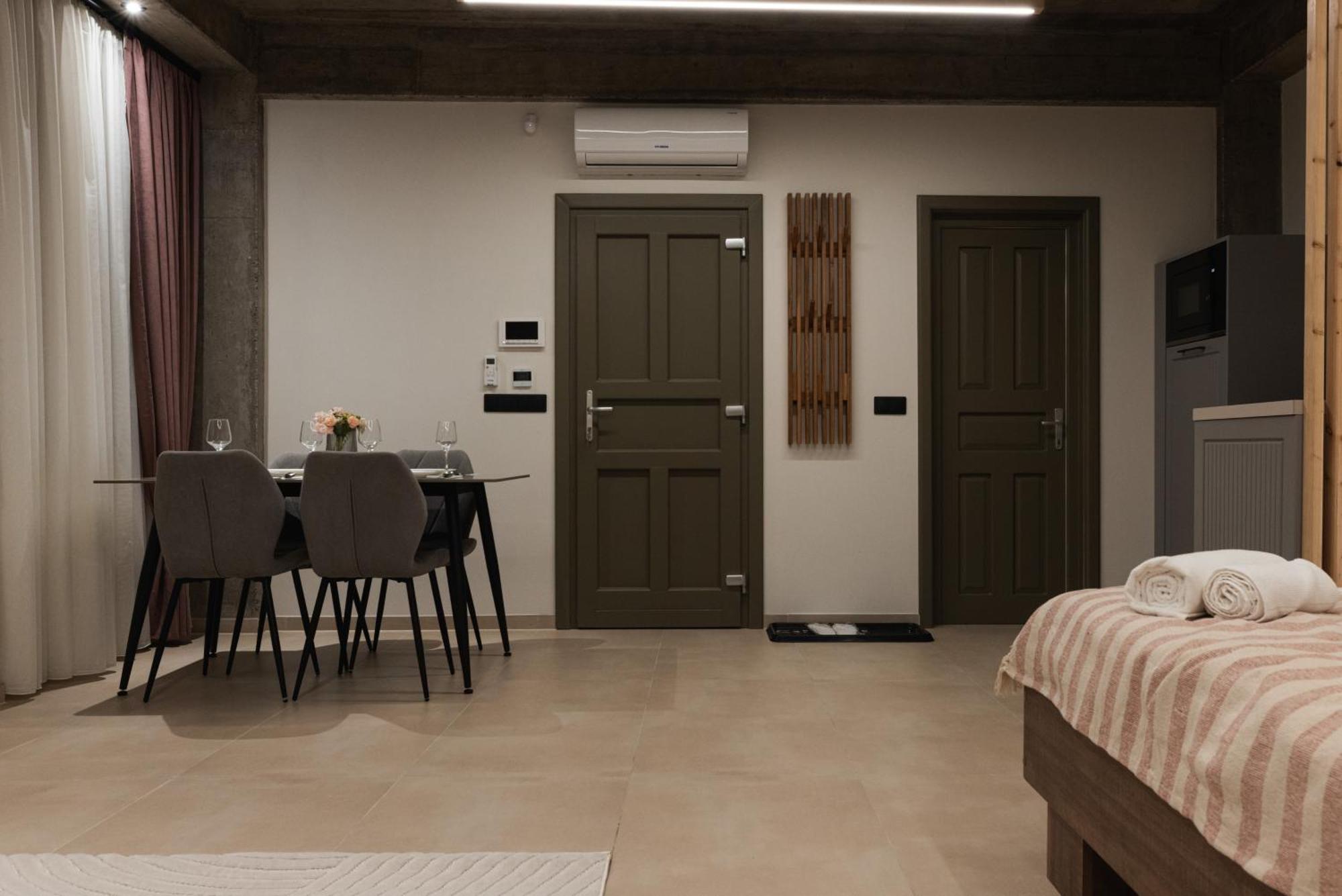 Olive Residence Baia Mare Bagian luar foto