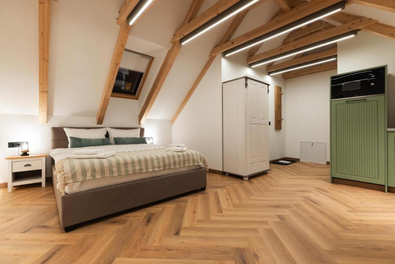 Olive Residence Baia Mare Bagian luar foto