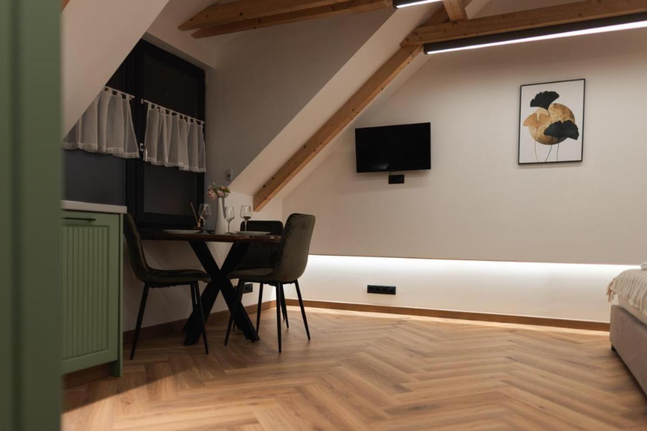Olive Residence Baia Mare Bagian luar foto